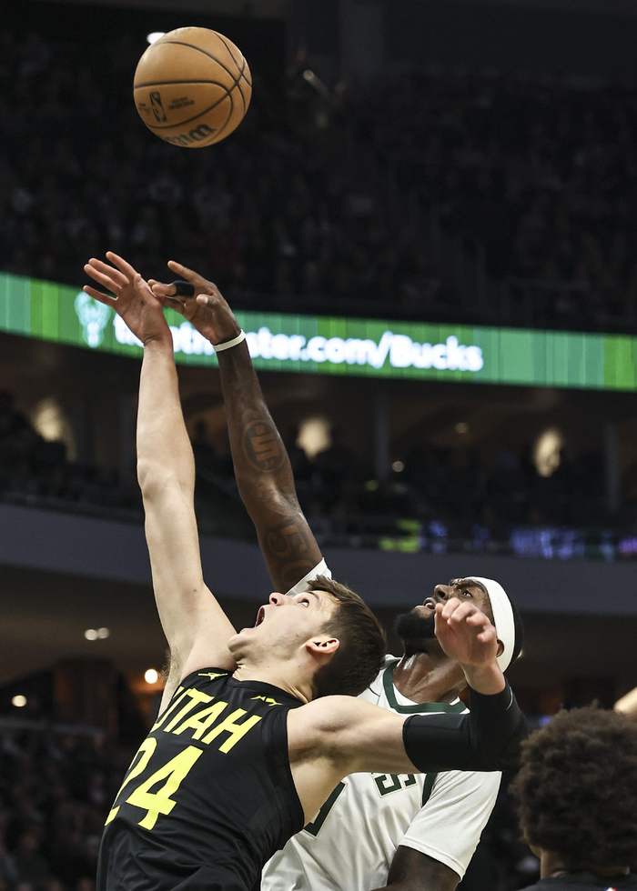 里程碑夜密尔沃基雄鹿完成体检，NBA常规赛冲刺阶段刷纪录，赛场秩序良好，数据趋势出现新变化的简单介绍