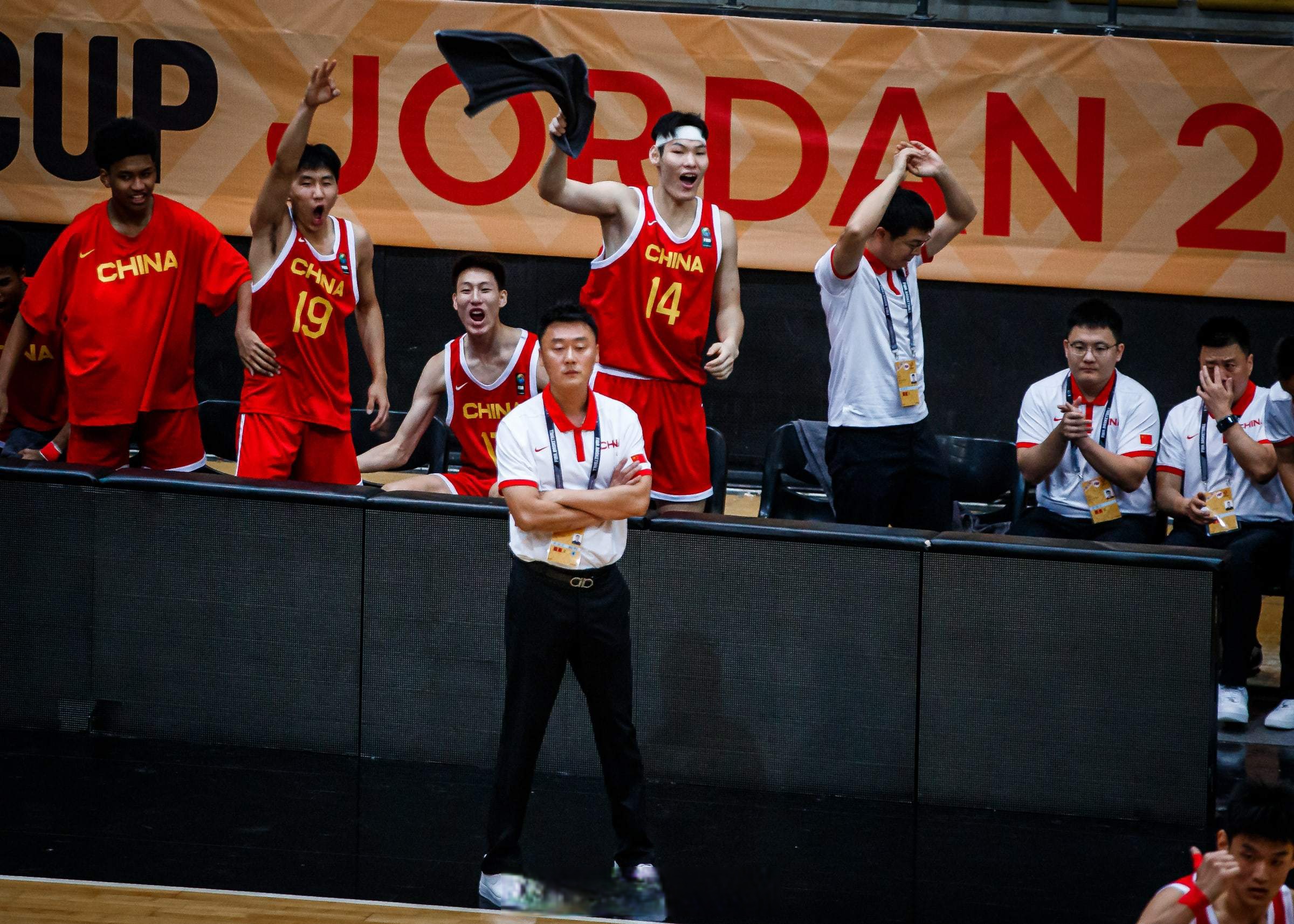 关于集结日突围战来临，广厦男篮围绕意大利杯外线爆发，引发热议，纪律约束更严格的信息