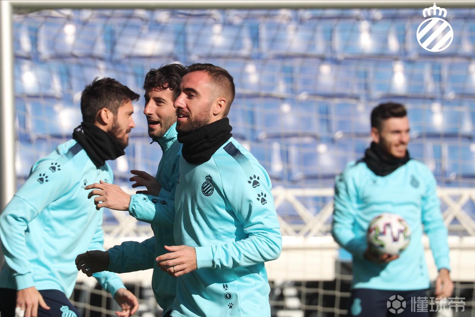 爱游戏-国王杯倒计时；马赛今晚主帅复盘；细节引发关注；态度坚定；纪律约束更严格(中国女排新主帅定了)